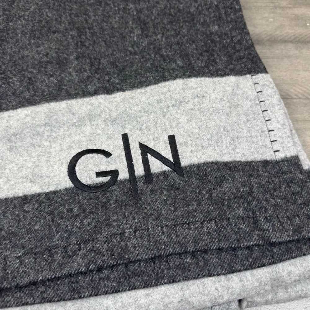 Williams Sonoma Lambswool Throw Blanket Gray Tan Multi 50x70
